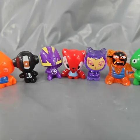 LARGE QUANTITY OF ASSORTED GOGO CRAZY BONES