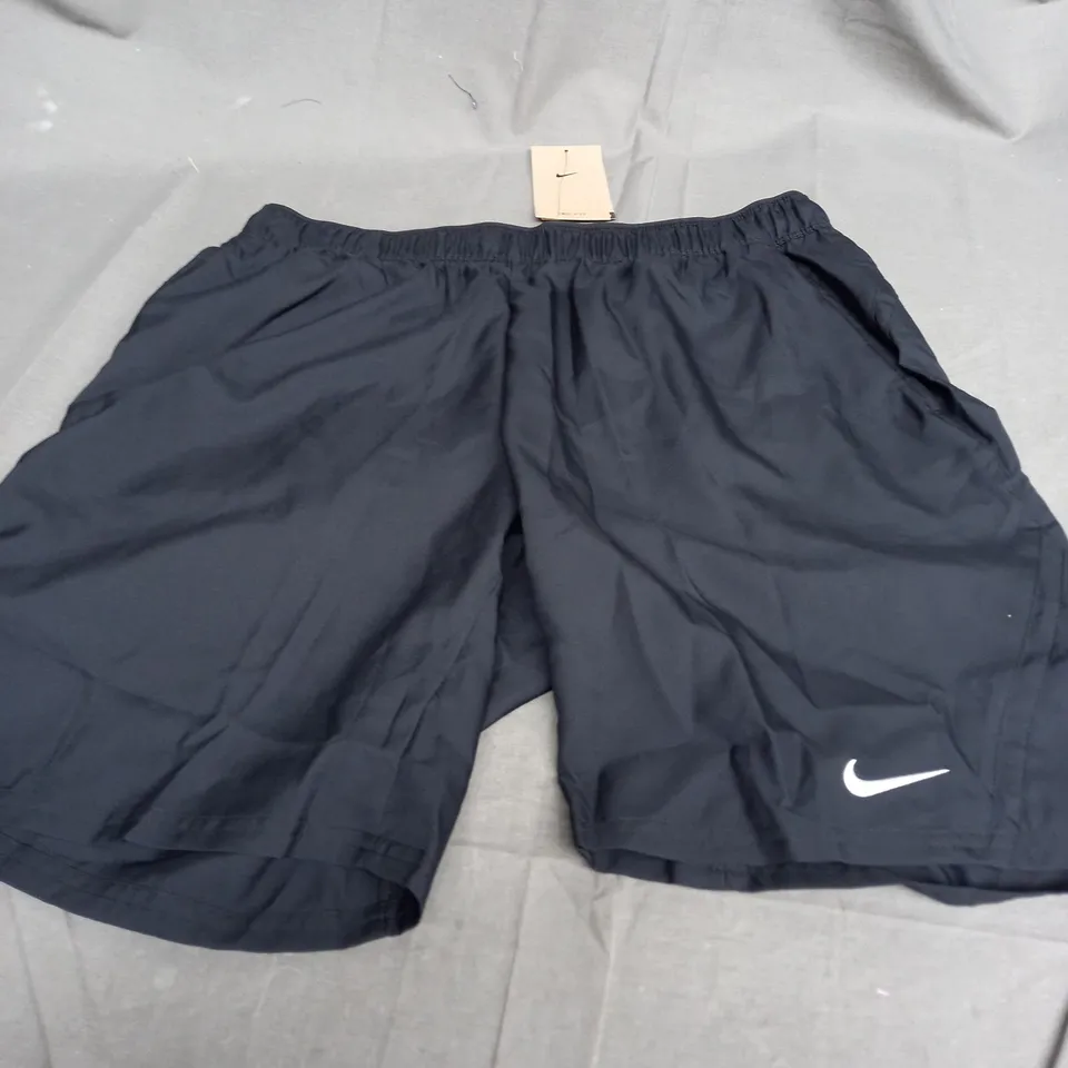 NIKE BLACK SHORTS - LARGE