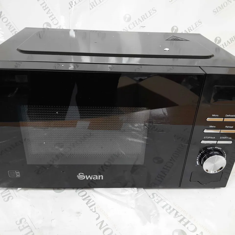 BOXED SWAN 20L 700W DIGITAL MICROWAVE RRP £64