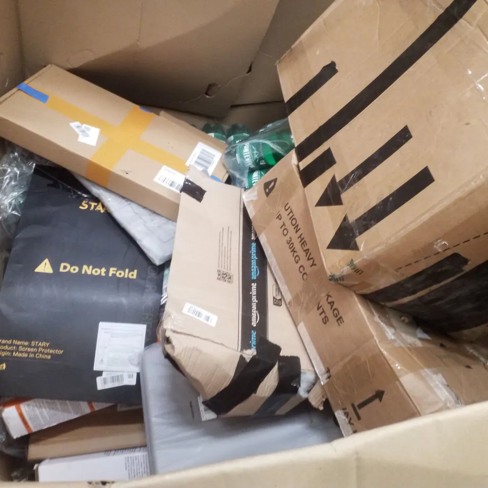 PALLET CONTAINING ASSORTED PRODUCTS INCLUDING ALUMINIUM LADDER, PROFESSIONAL SCREEN PROTECTOR, TURNTABLE SYSTEM, SCOOTER & TILE CUTTER