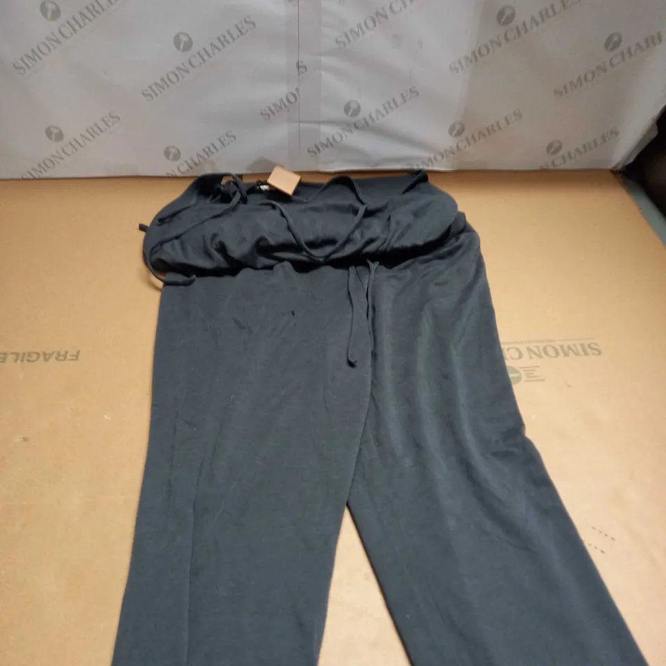 HUSH JODIE RACER BACK JUMPSUIT SIZE 12