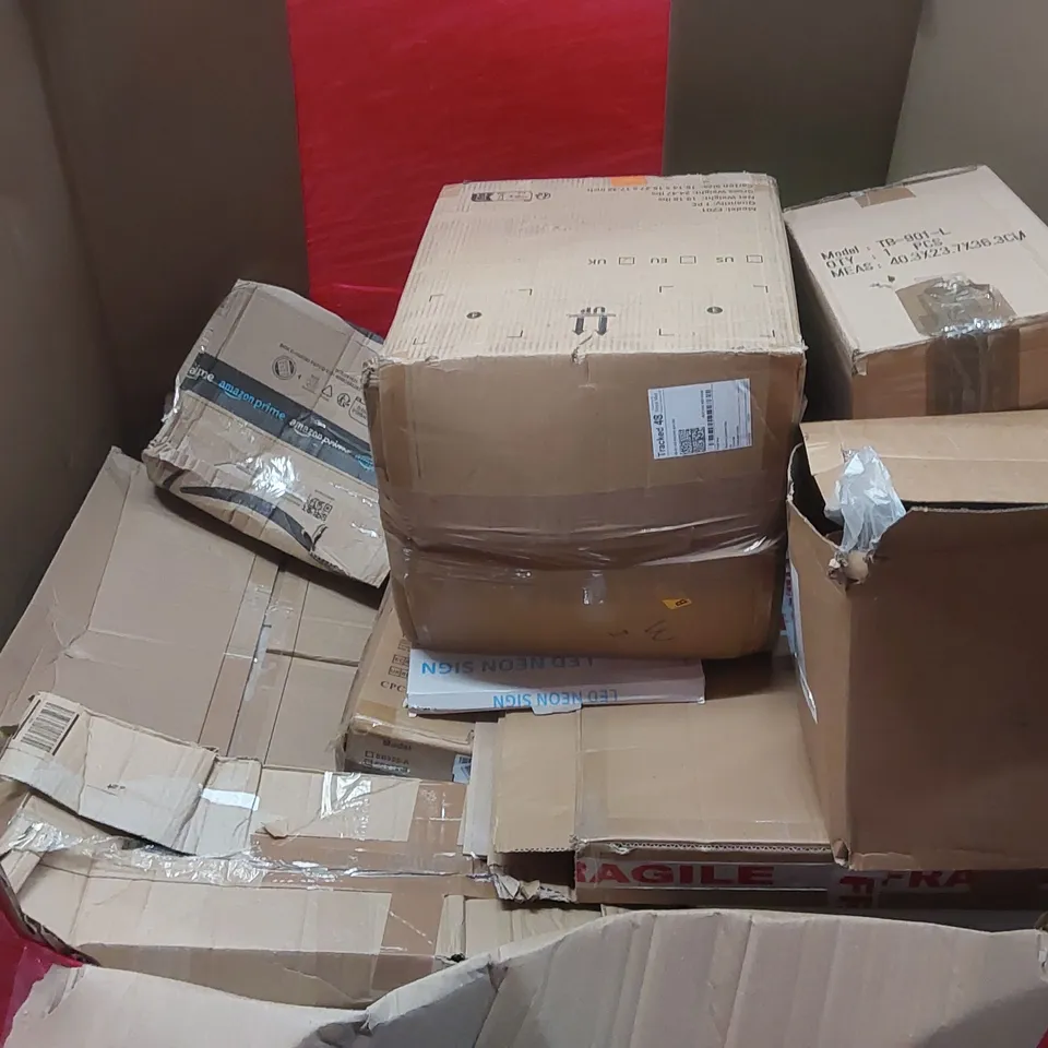 PALLET OF ASSORTED HOUSEHOLD GOODS AND PRODUCTS TO INCLUDE; W ASSAULT HELMET, OUTDOOR CART, CEILING FAN LIGHT, BOXED FURNITURE ETC 