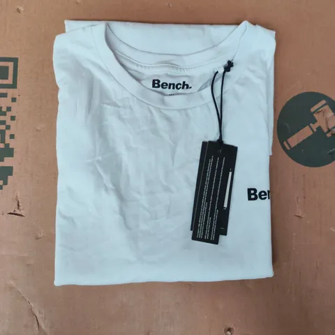 BENCH T-SHIRT IN WHITE SIZE XL