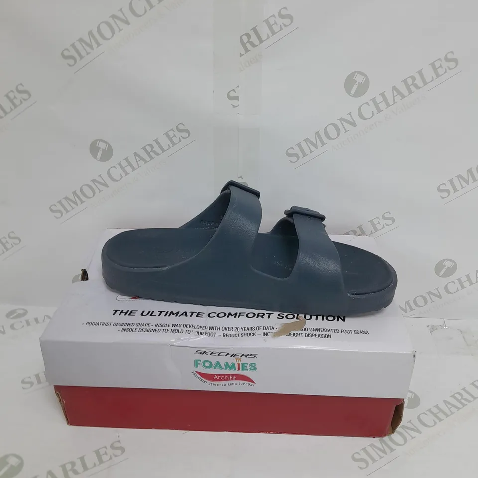 SKECHERS ARCH FIT FOAMIES SLIDE SANDAL SIZE 5