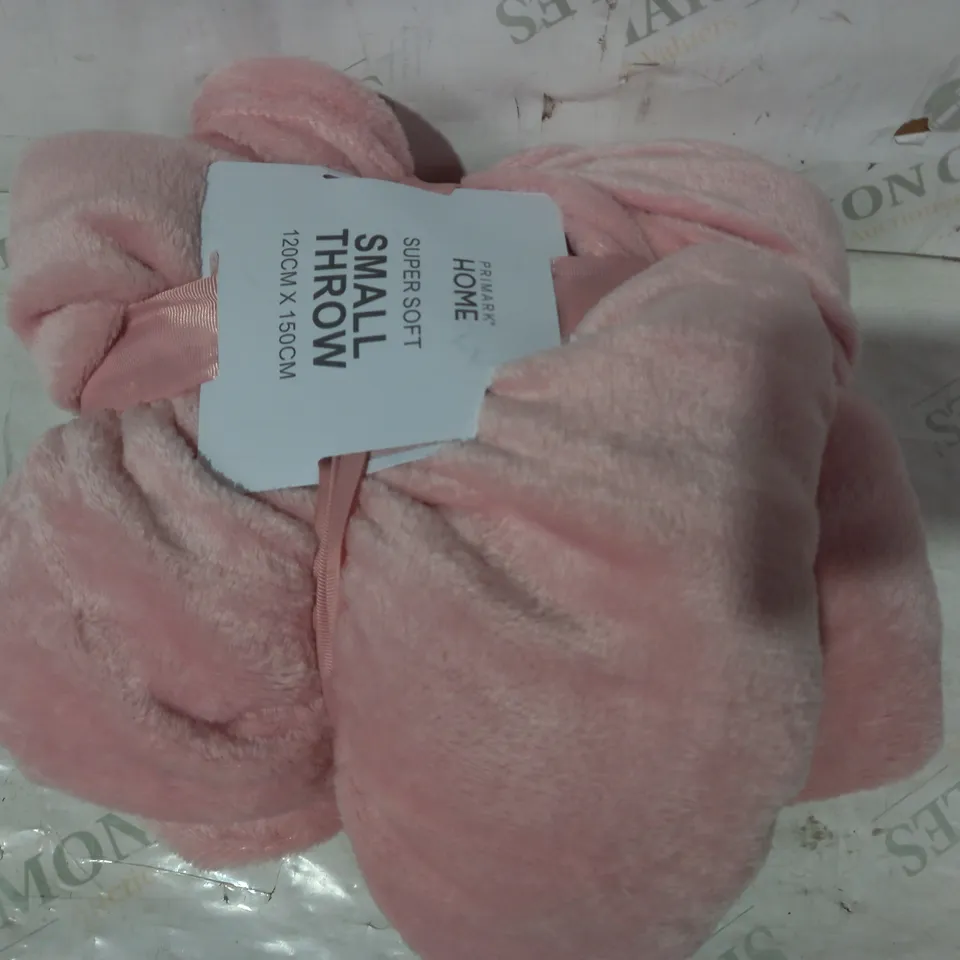 PRIMARK HOME SUPER SOFT SMALL THROW IN PINK 120X150CM