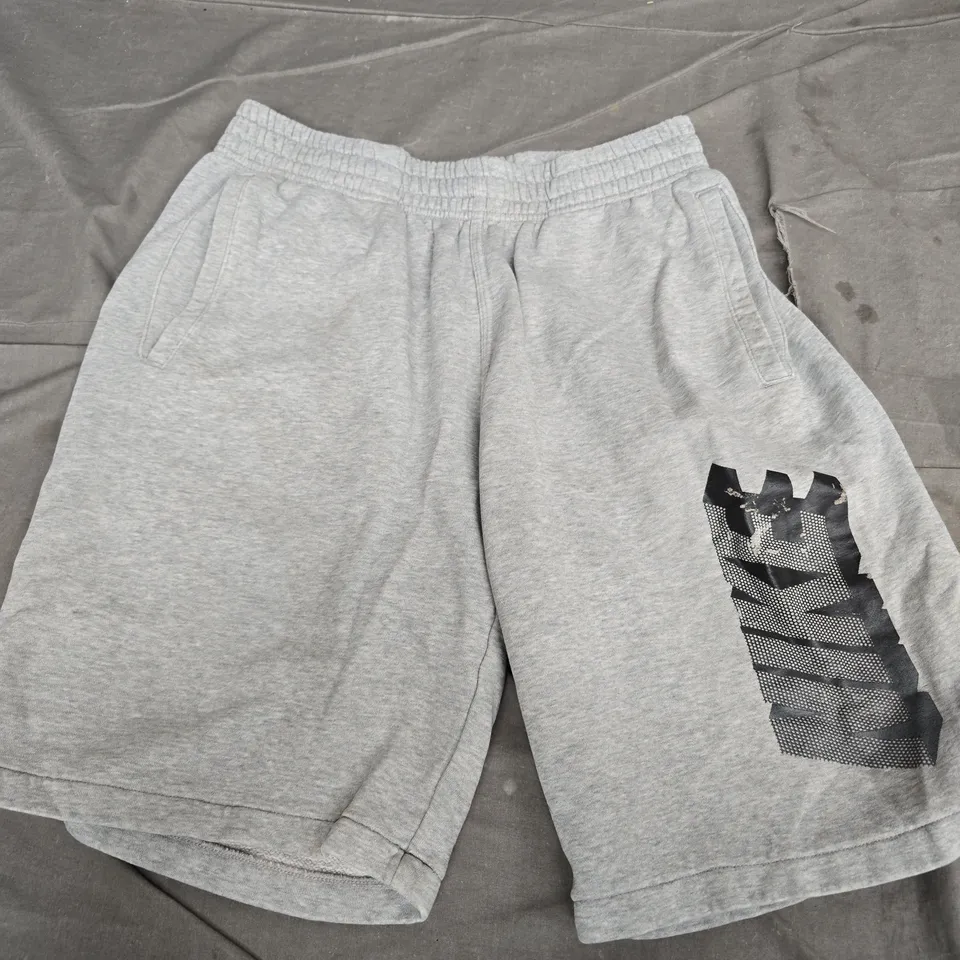 NIKE MEN'S SHORTS – GREY, DRAWSTRING, SIZE M