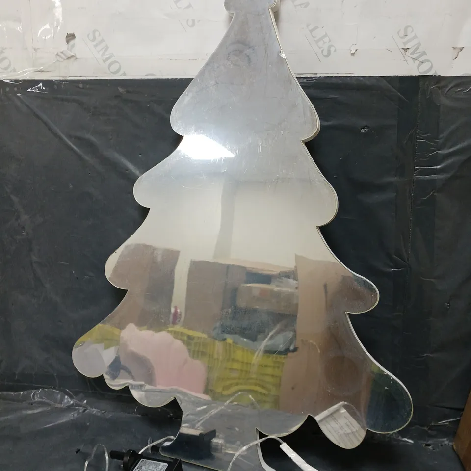 60 CM LIT INFINITY CHRISTMAS TREE