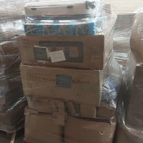 PALLET OF ASSORTED E-COMMERCE GOODS AND PRODUCTS TO INCLUDE: SUITCASES, FREEZER BLOCKS, CAMPING CHAIR ECT