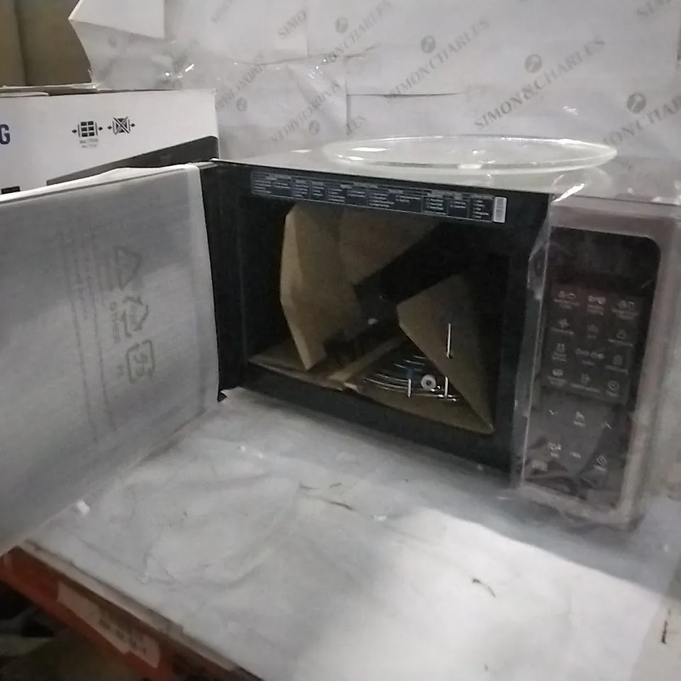 BOXED SAMSUNG SMART OVEN 