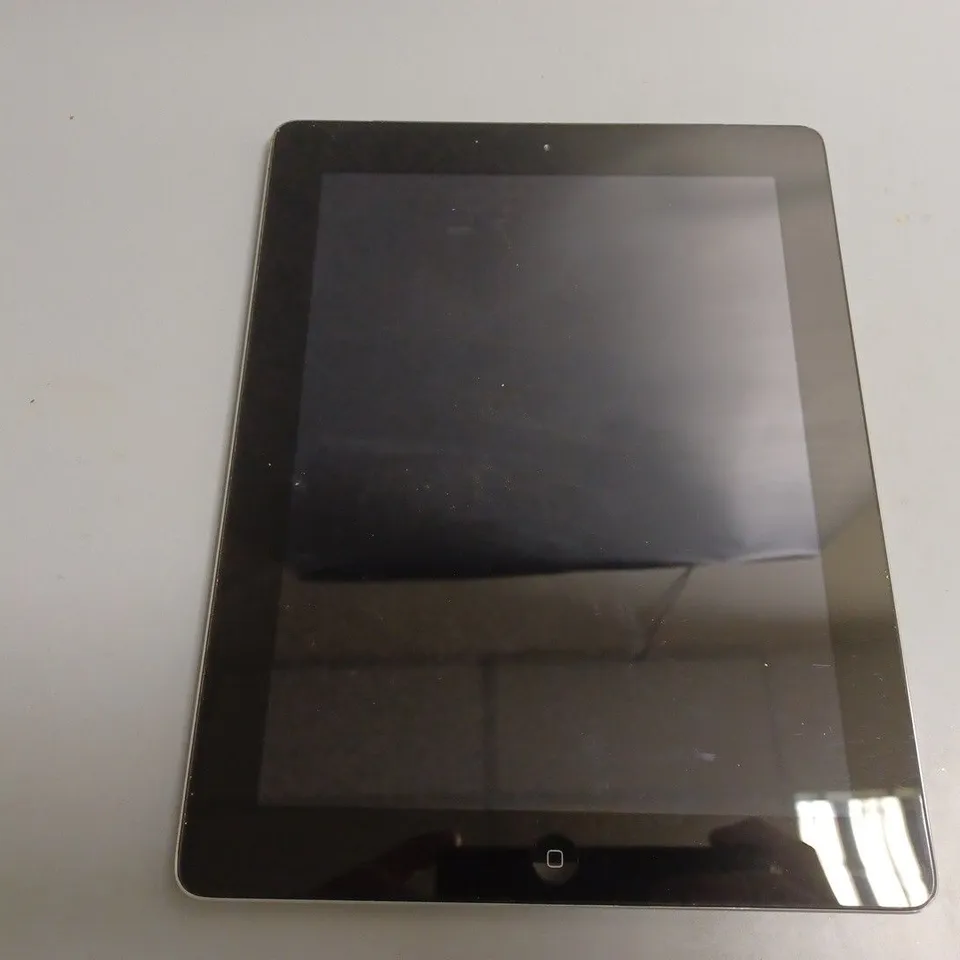 APPLE IPAD MODEL A1396