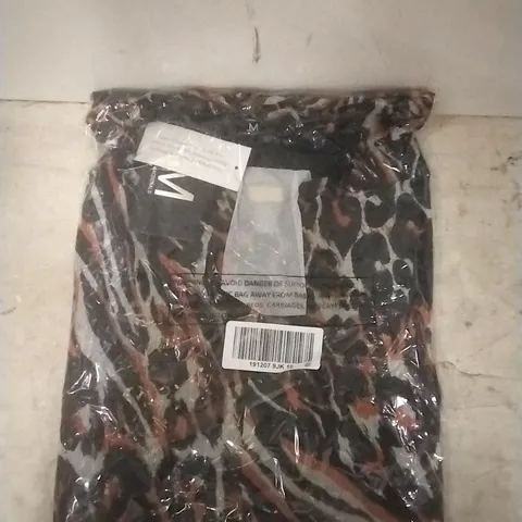 PACKAGED JULIAN MCDONALD TIGER DESIGN SKIRT (NON SPECIFIED SIZE)