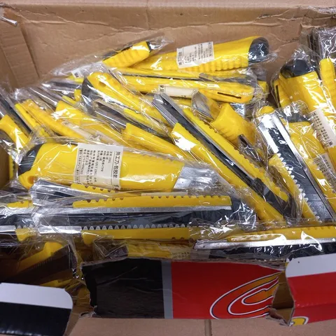 LARGE QUANTITYOF UTILITY SAFETY KNIFES
