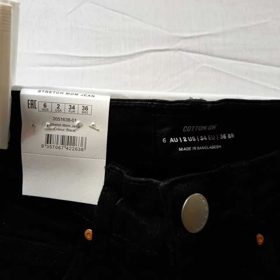 BOX OF APPROX 25 BRAND NEW COTTON:ON STRETCH MOM JEANS - BLACK SIZE AUS 6