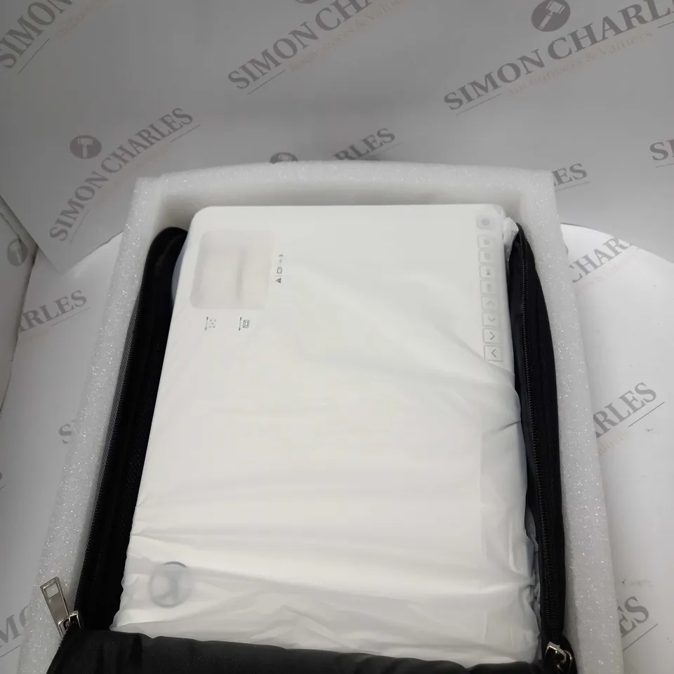 VANKYO PERFORMANCE V630 FULL HD PROJECTOR 