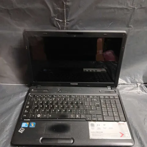 TOSHIBA SATELLITE C660-11K LAPTOP