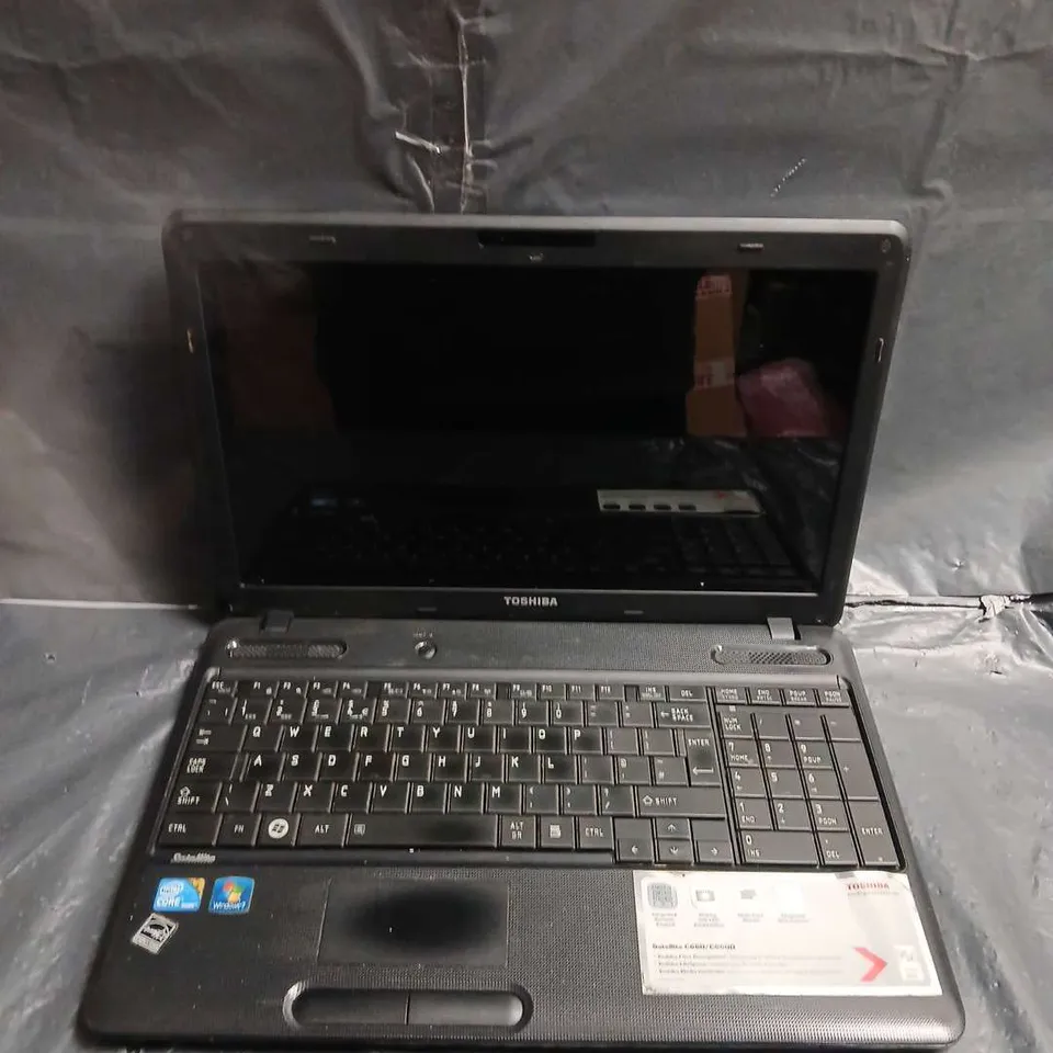 TOSHIBA SATELLITE C660-11K LAPTOP