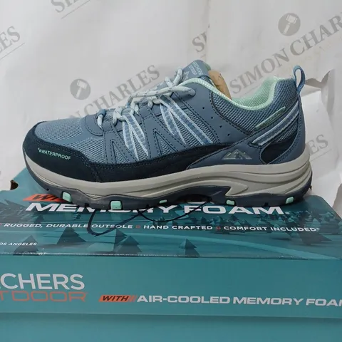 BOXED SKECHERS TREGO LOOKOUT POINT WATERPROOF HIKER SHOES, SLATE - SIZE 4.5