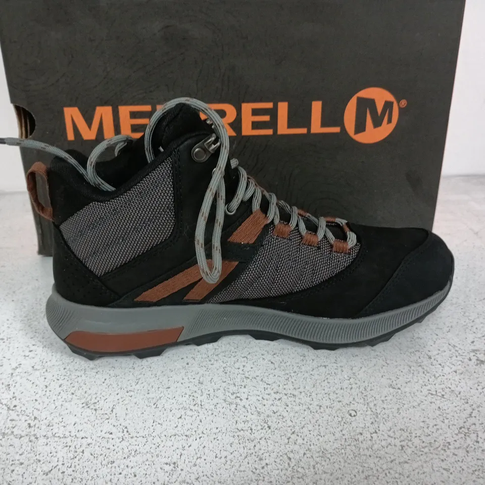 BOXED PAIR OF MERRELL ZION MID GTX BOOTS IN BLACK - UK 5.5