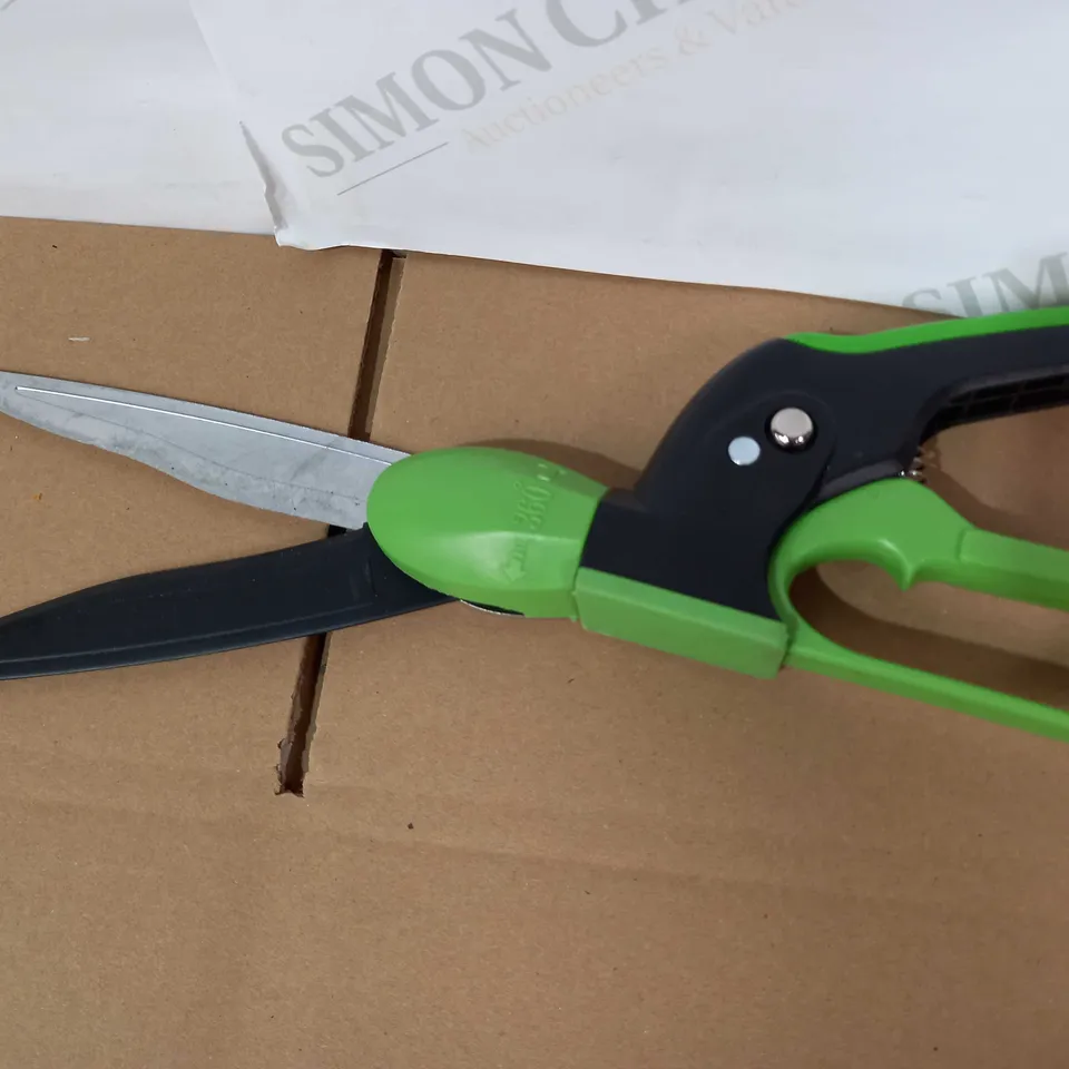GRUMPY GARDENER ONE HANDED SHEARS
