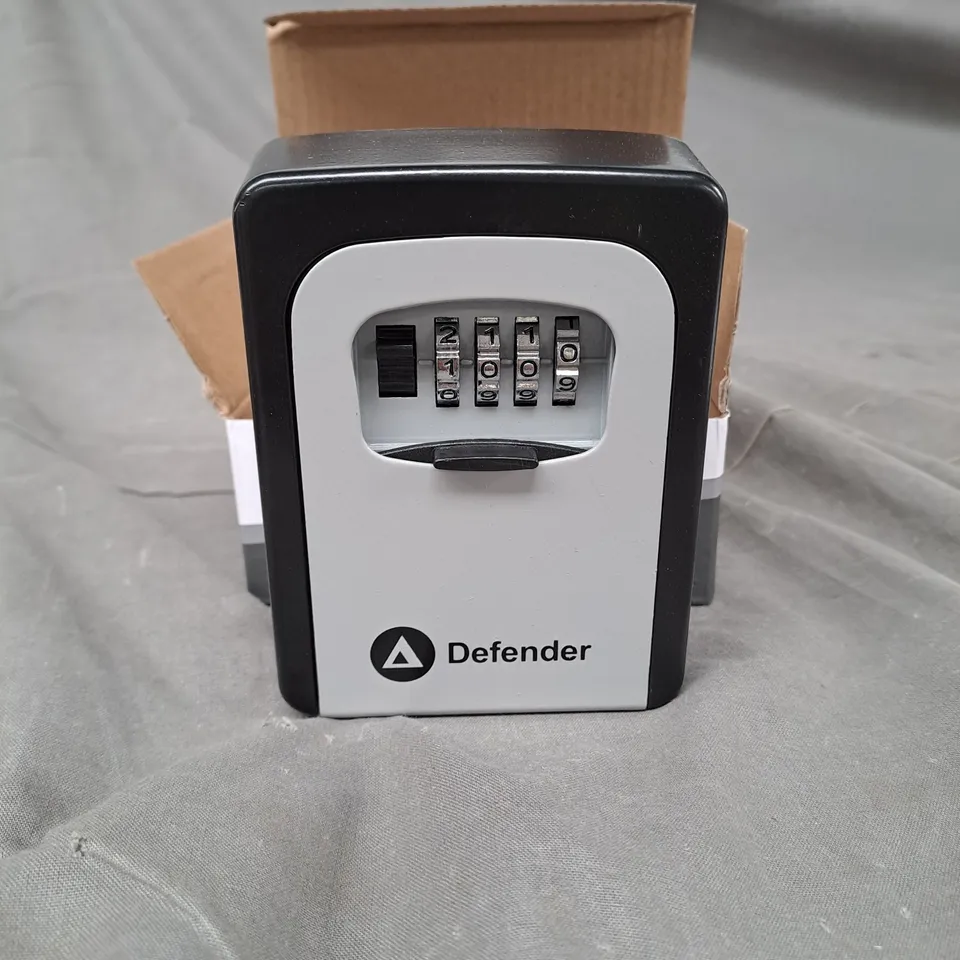 DEFENDER COMBINATION KEY SAFE