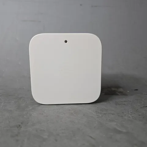 BOXED HIVE HUB NANO 3