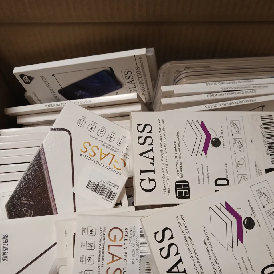 BOX OF APPROX 100 ASSORTED PHONE ITEMS TO INCLUDE - 10D GLASS SCREEN PROTECTOR S8 , TORTOISE 3D TEMPERED GLASS S9 , GLASS PROTECTION S9 PLUS ETC