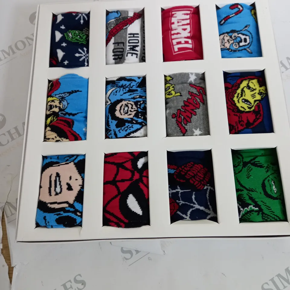 MARVEL CHRISTMAS SOCKS GIFT SET 