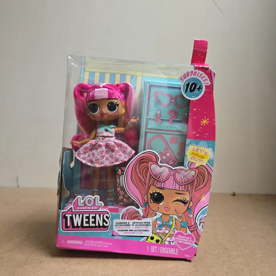 LOL SURPRISE! TWEENS DOLL – BOXED WITH ACCESSORIES