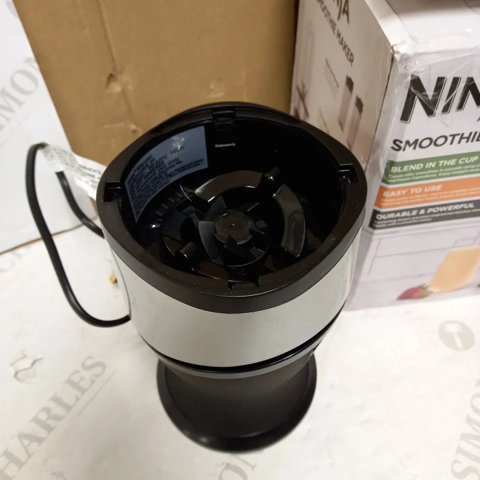 NINJA NUTRI SLIM BLENDER AND SMOOTHIE MAKER CONTAINERS