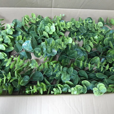 BOXED EUCALYPTUS CHRISTMAS GARLAND – 180 CM