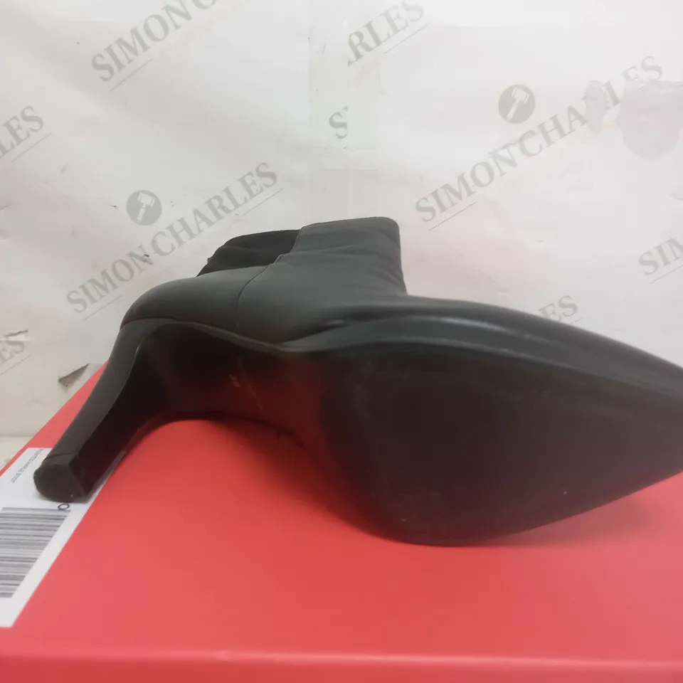 RUTH LANGSFORD PLATFORM LEATHER ANKLE BOOT - BLACK - UK 5