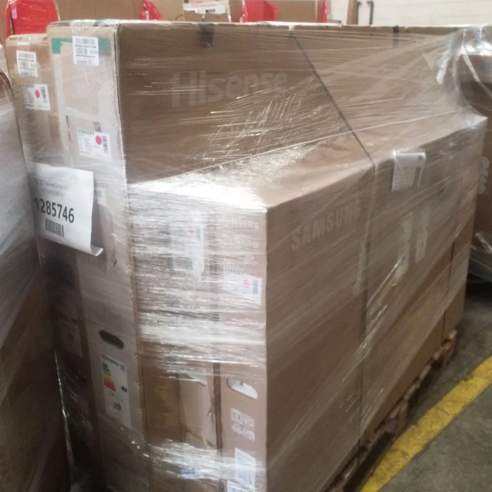 PALLET CONTAINING 6 ASSORTED DAMAGED TVS