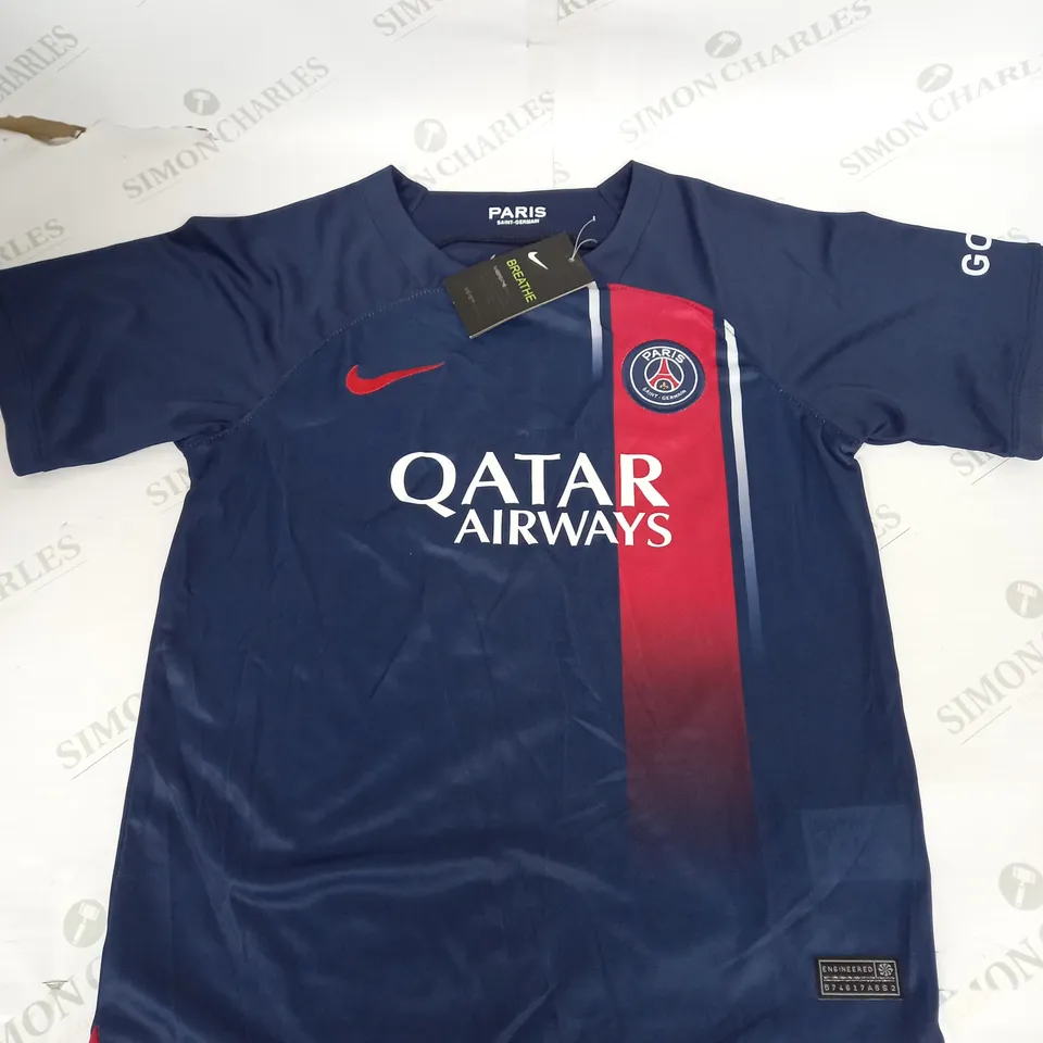 PSG FC HOME SHIRT WITH MBAPPE 7 SIZE 28