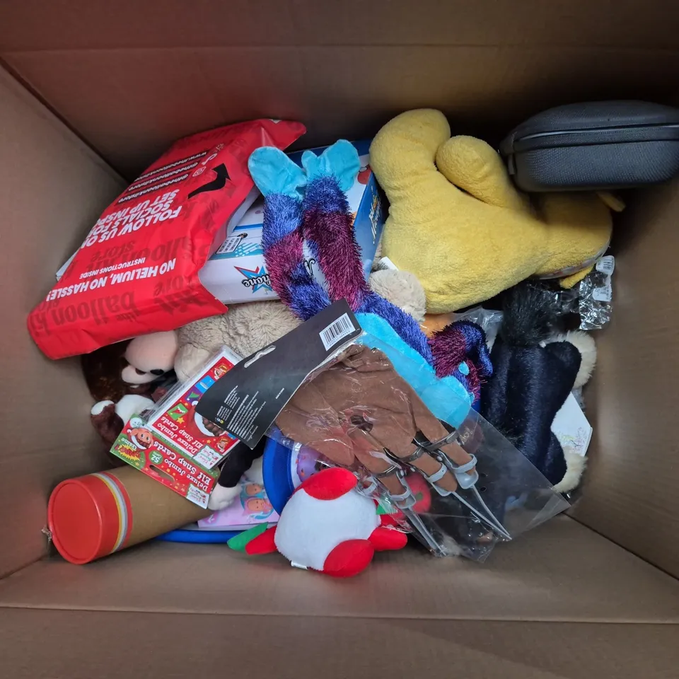 LARGE BOX OF ASSORTED TOYS AND GAMES TO INCLUDE TEDDIES, SMART BALL AND CARD GAMES