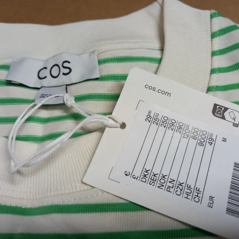 COS GREEN/WHITE STRIPED T-SHIRT - EUR M