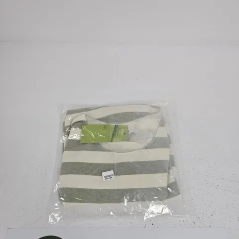 STRIPED KNIT TOP WITH SUGAR CRISP LABEL – GREY & CREAM