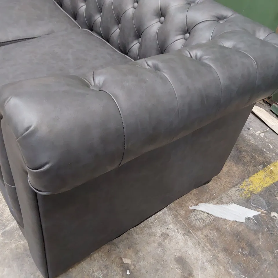 DESIGNER TWO SEATER CHESTERFIELD SOFA CHARCOAL LEATHER 