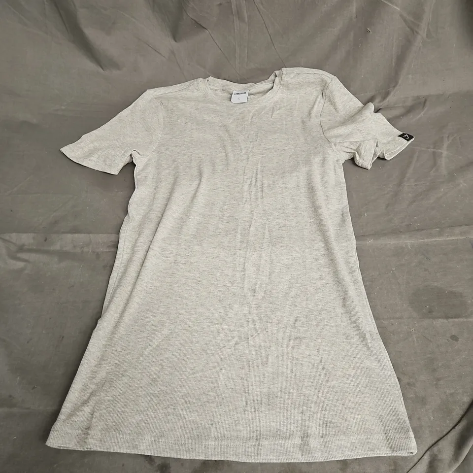 GYMSHARK RIBBED MUSCLE FIT TSHIRT IN GREY SIZE L