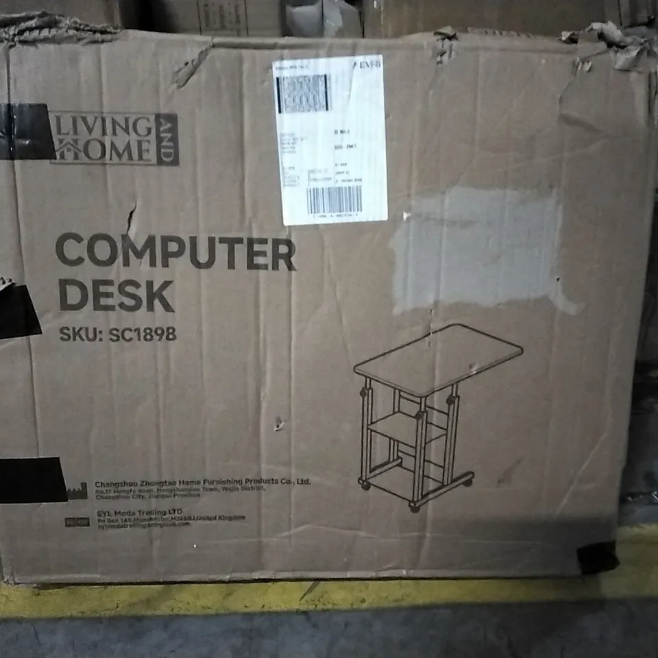 BOXED LIVING AND HOME COMPUTER DESK SC1898