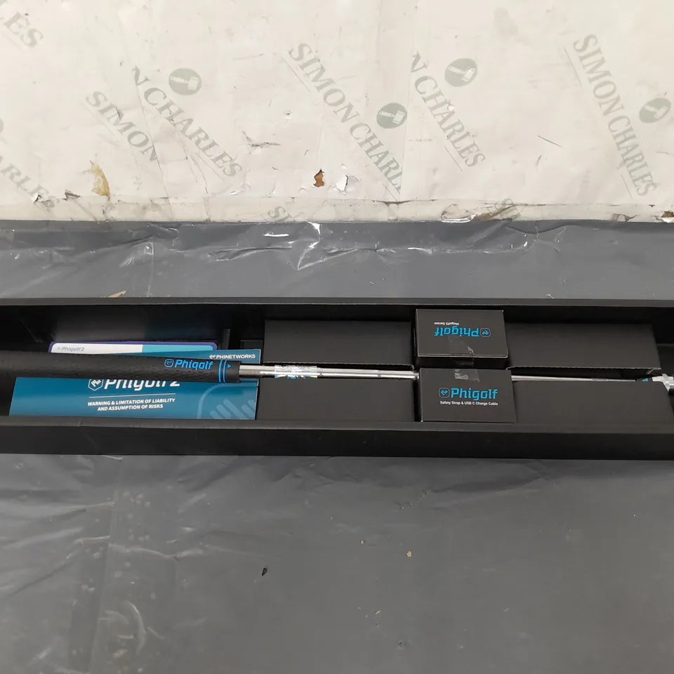 BOXED PHIGOLF2