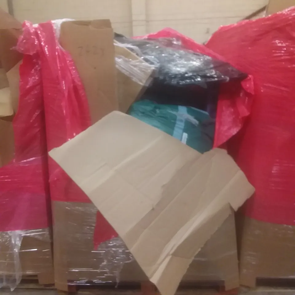 PALLET OF ASSORTED HOUSEHOLD PRODUCTS AND ITEMS, INCLUDING; TOILET SEATS, CONVECTION HEATER, BOXED FURNITURE ETC
