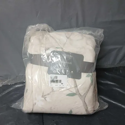 COZEE HOME VLEVETSOFT DOUBLE DUVET SET IN NEUTRAL FLORAL