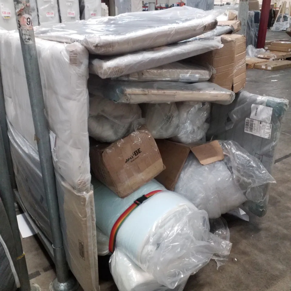 LOT OF ASSORTED BED PARTS INCLUDING MATTRESSES & HEADBOARDS 