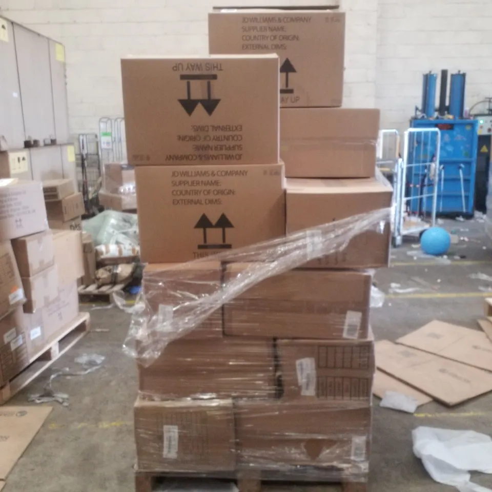 PALLET OF 199 BRAND NEW WOMENS QUALITY DESIGNER CLOTHES APPROXIMATELY TO INCLUDE; JD WILLIAM'S BOMBER JACKET, HD WILLIAM'S PADDED COAT, JD WILLIAM'S LACE HIGH NECK TOP
