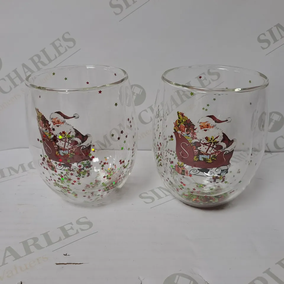 BOXED SET OF 2 CHRISTMAS THEMED DRINKING GLASSES 