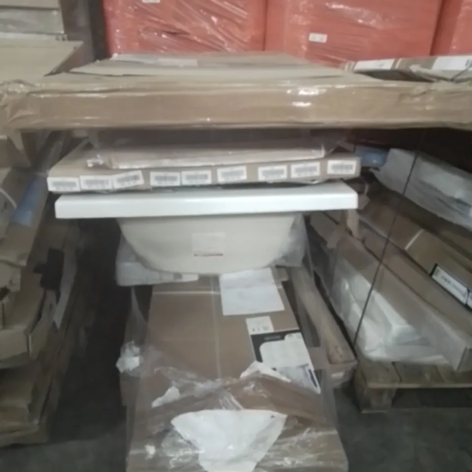 PALLET OF ASSORTED BATHROOM FITTINGS INCLUDING, BATH, AQUALUX OFFSET QUADRANT 6 SHOWER CABINET, BELOYA FIXED SHOWER PANEL 90cm, QUADRANT SHOWER TRAY.