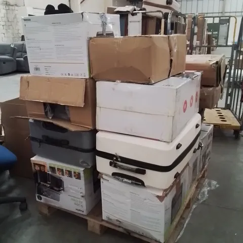 PALLET OF ASSORTED HOUSEHOLD GOODS AND PRODUCTS TO INCLUDE;X7 9L KEPLIN AIRFRYERS,X3 SUITCASES,6 CAMPING CHAIRS