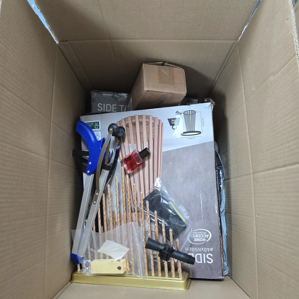 BOX OF APPROXIMATELY 12 ASSORTED ITEMS TO INCLUDE: NECK MASSAGER AND MUSCLE BALM