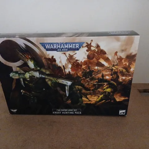 WARHAMMER 40,000 TAU EMPIRE ARMY SET – KROOT HUNTING PACK (BOXED)