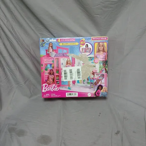 BOXED BARBIE GETAWAY HOUSE DOLL AND PLAYSET